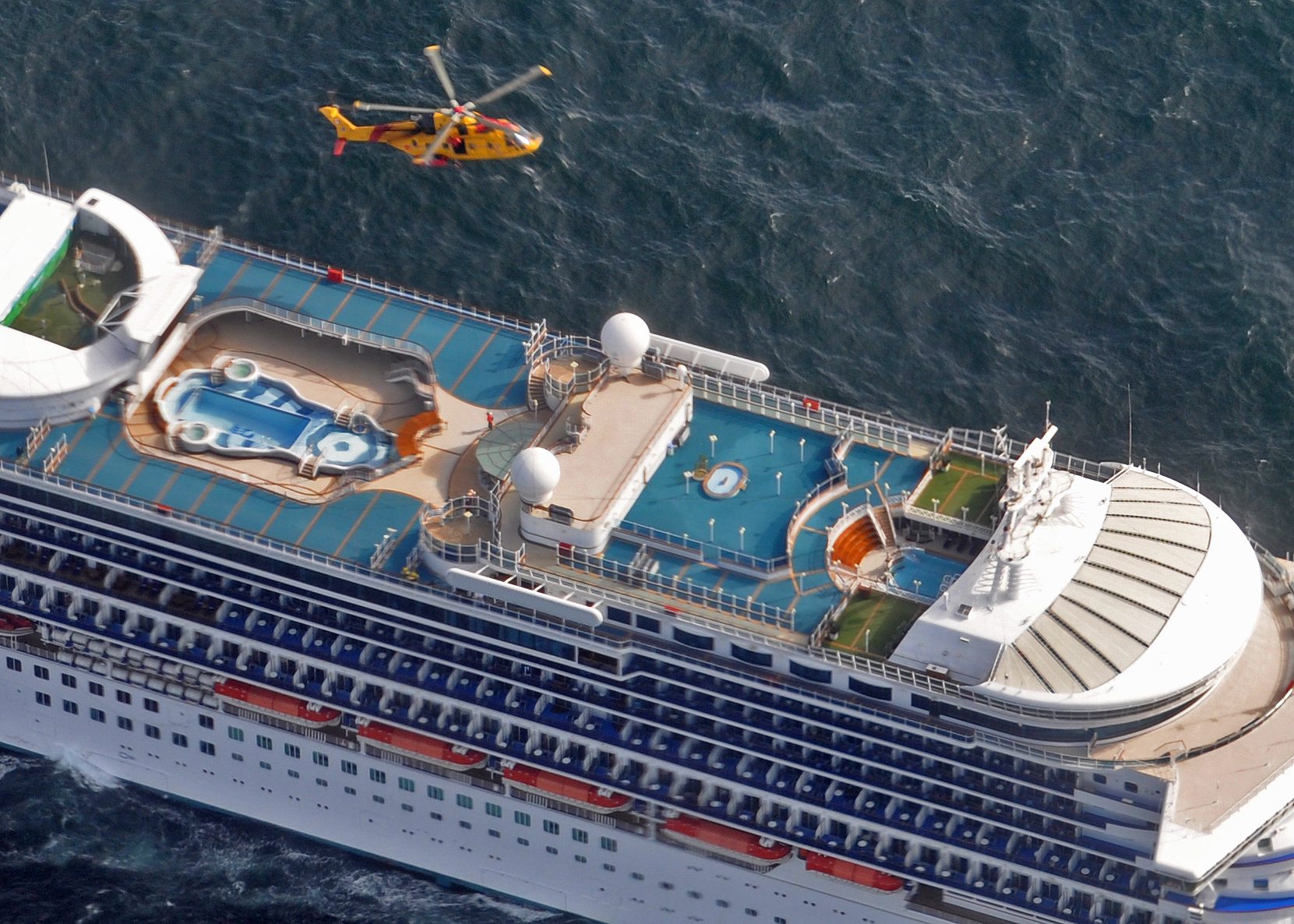 cruise ship rescued