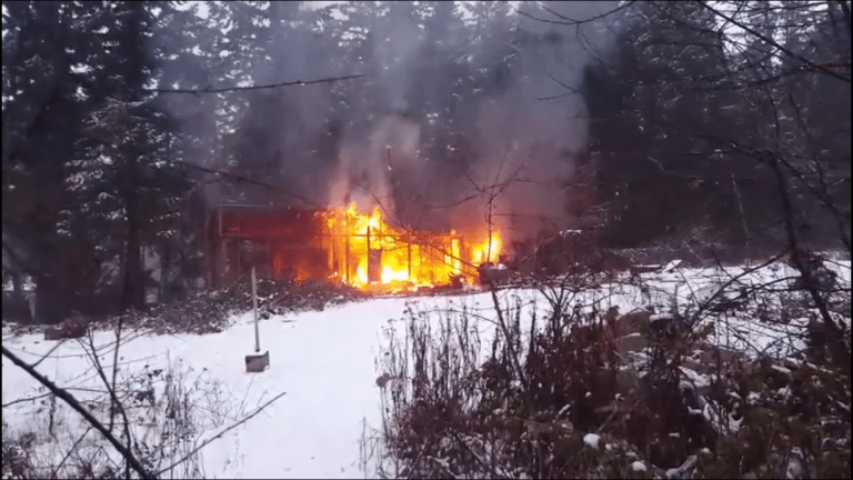 Cause unclear after Christmas Day fire in Courtenay