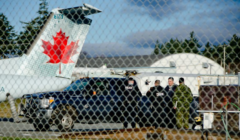 Forgotten bag causes airport shutdown