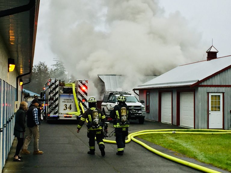 No injuries reported in Comox shop fire