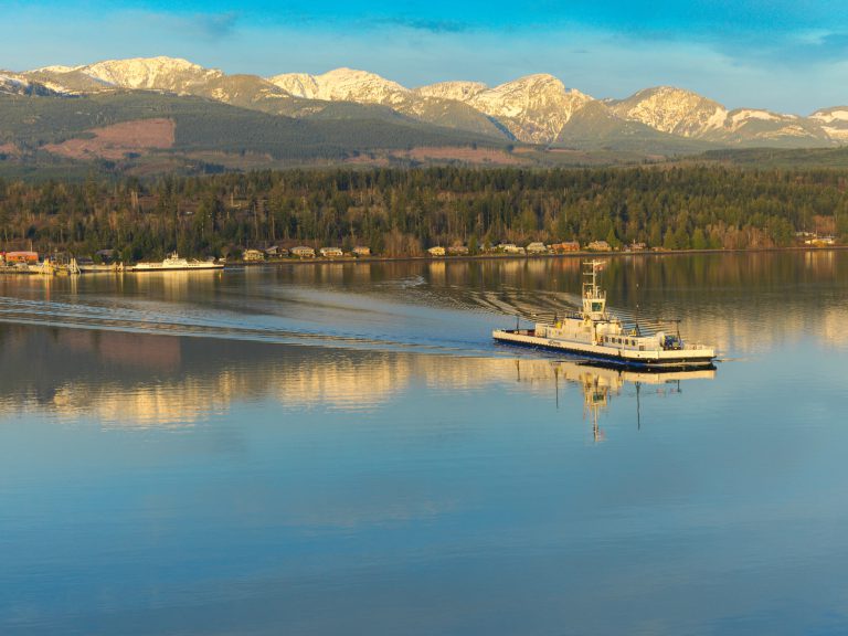 BC Ferries employee on Baynes Sound Connector tests positive for COVID