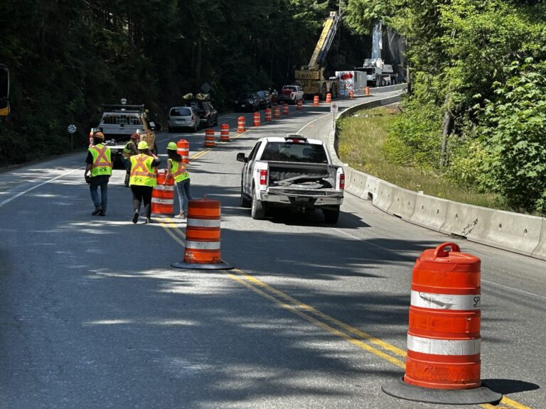 Highway to Port Alberni opens for single-lane, alternating traffic