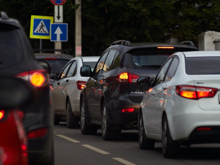 Road project leads to more delays on Comox