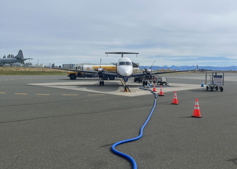First flight to Kelowna took off this morning in Comox