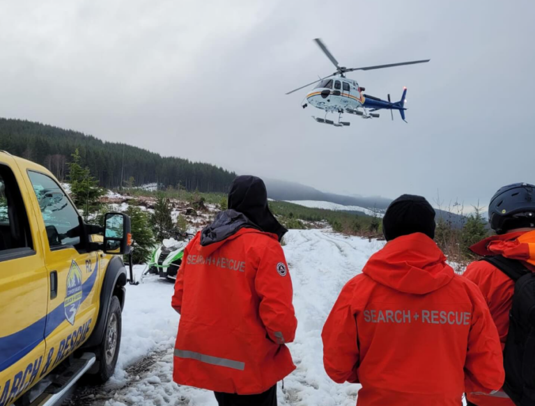 Snowmobiler rescued from Mount Washington after injury