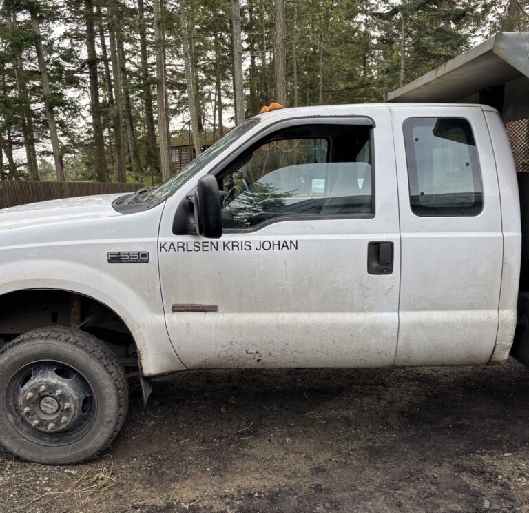 Comox Valley RCMP seeking stolen truck from Wednesday night